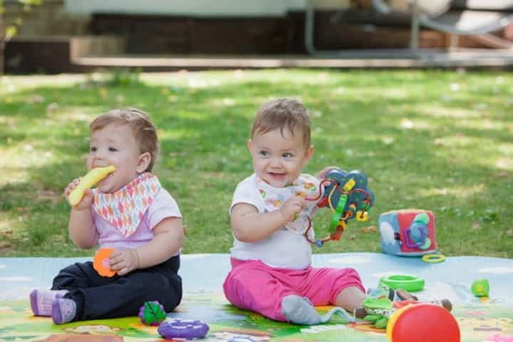 Pilihan Mainan Terbaik buat Bayi di Satu Tahun Pertama Kehidupannya