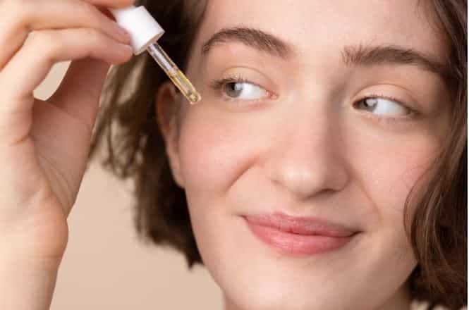 Selain Mencerahkan, Ini Manfaat Niacinamide untuk Kulit Wajah