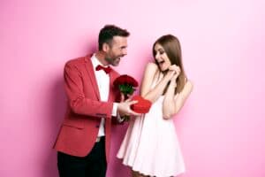 Bagaimana Cara Menghadapi Suami yang Suka Menggoda Wanita Lain?